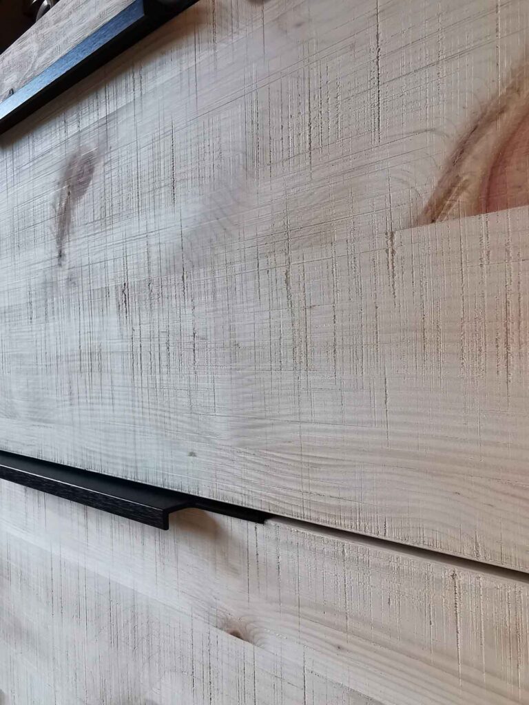 einzelmoebel-einbauschrank-zirbe-tischler-moser-kundl-tirol Einzelmoebel | Ausbau | Diele | Einfamilienhaus | Der Moser. Der Tischler.