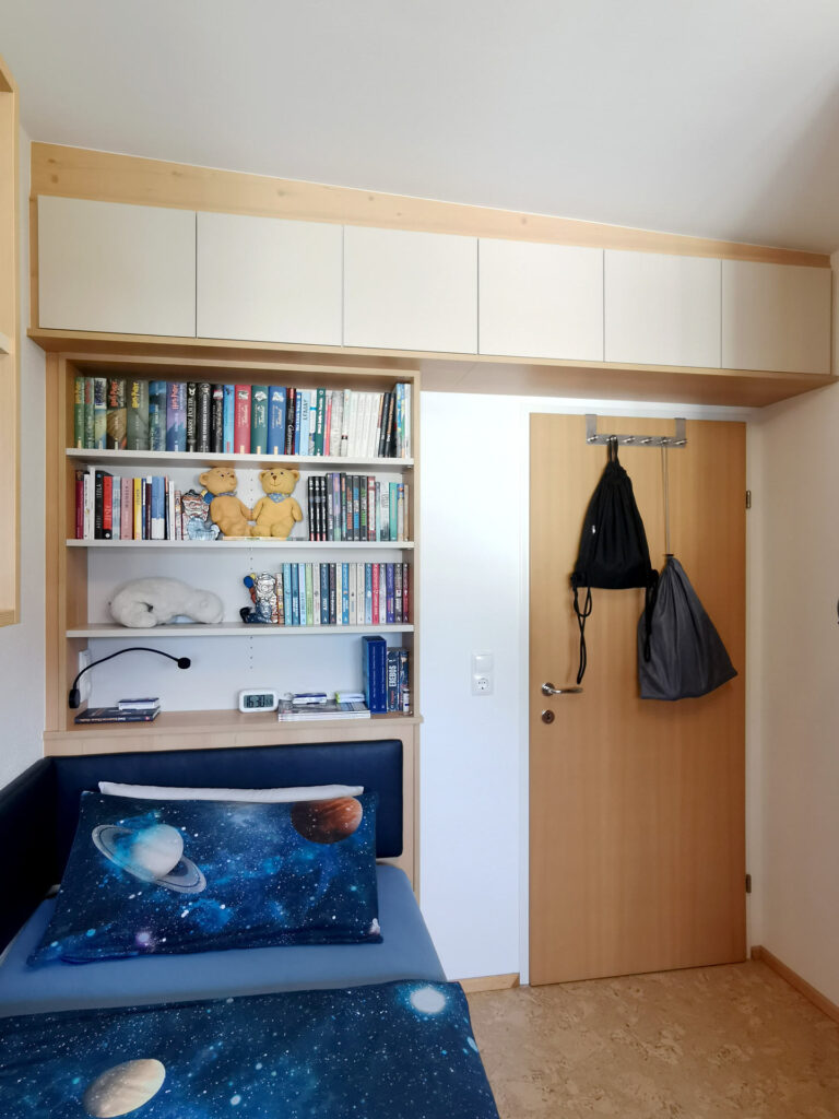 verbau_dachschraege Umbau | Jugendzimmer | Stauraum | Der Moser. Der Tischler.