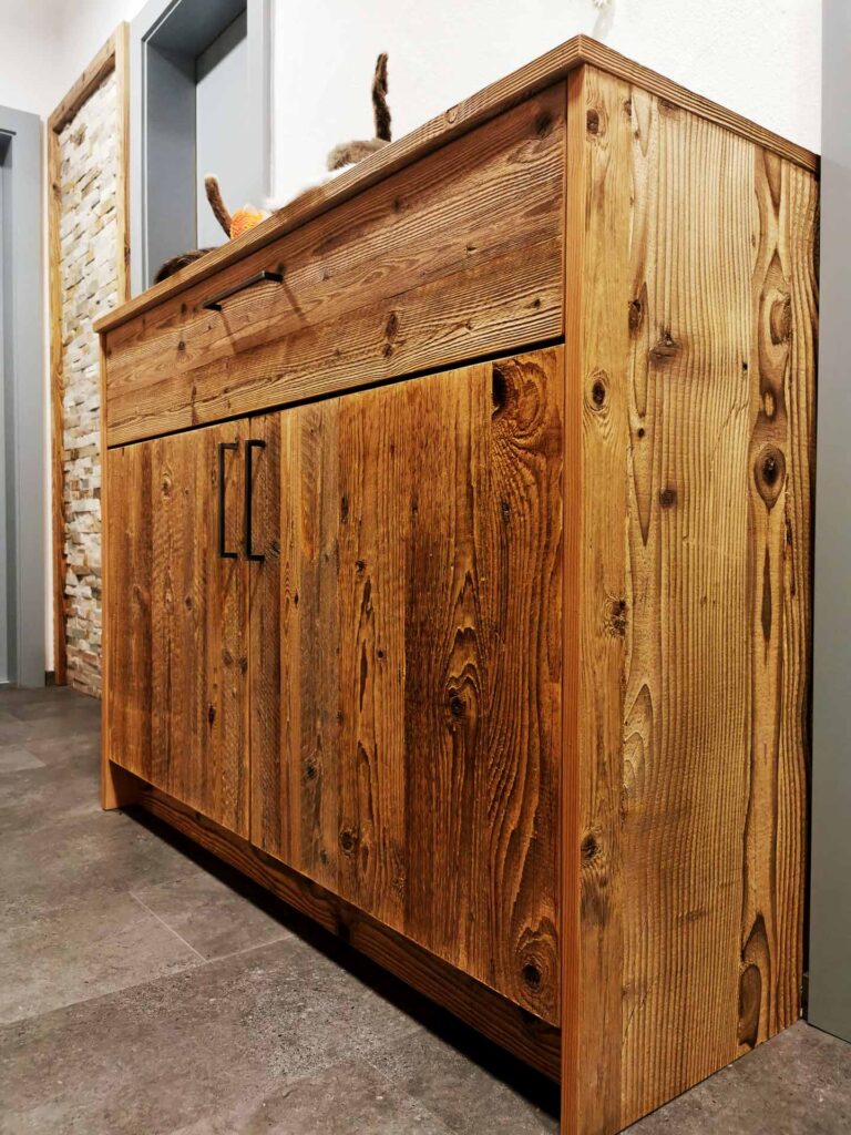 kommode Garderobe | Eingangsbereich | Renovierung | Kommode | Der Moser. Der Tischler.