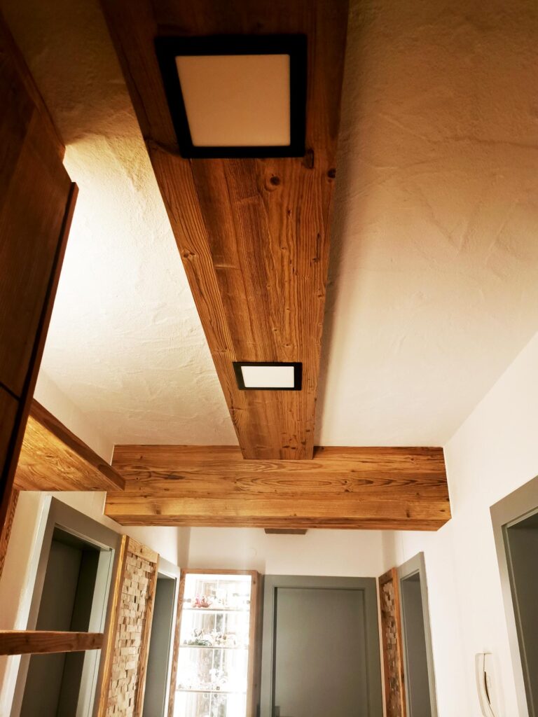 verbau_decke Garderobe | Eingangsbereich | Renovierung | Verbau Decke | Der Moser. Der Tischler.